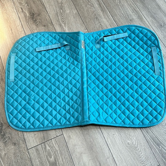 Dover AP Saddle Pad. - Picture 2 of 6